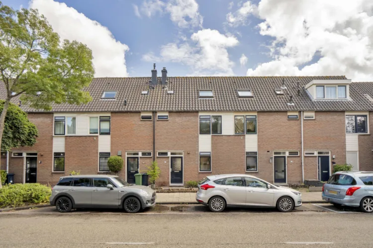 Oudlaan 14, NAALDWIJK