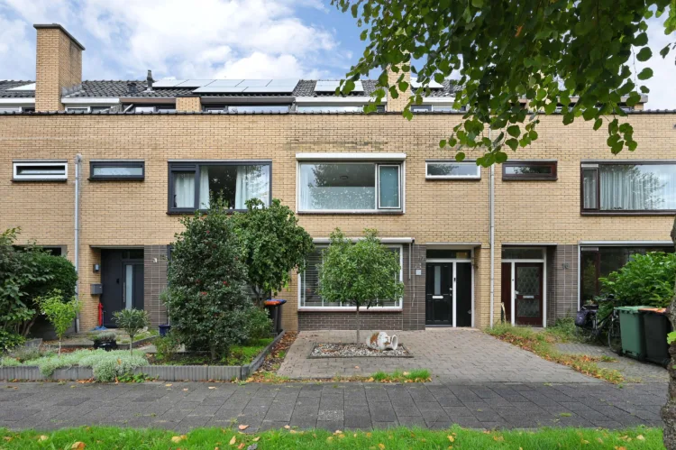 Nachtegaallaan 18, MAASSLUIS