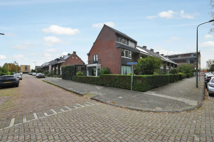 Lijsterlaan 28, MAASSLUIS